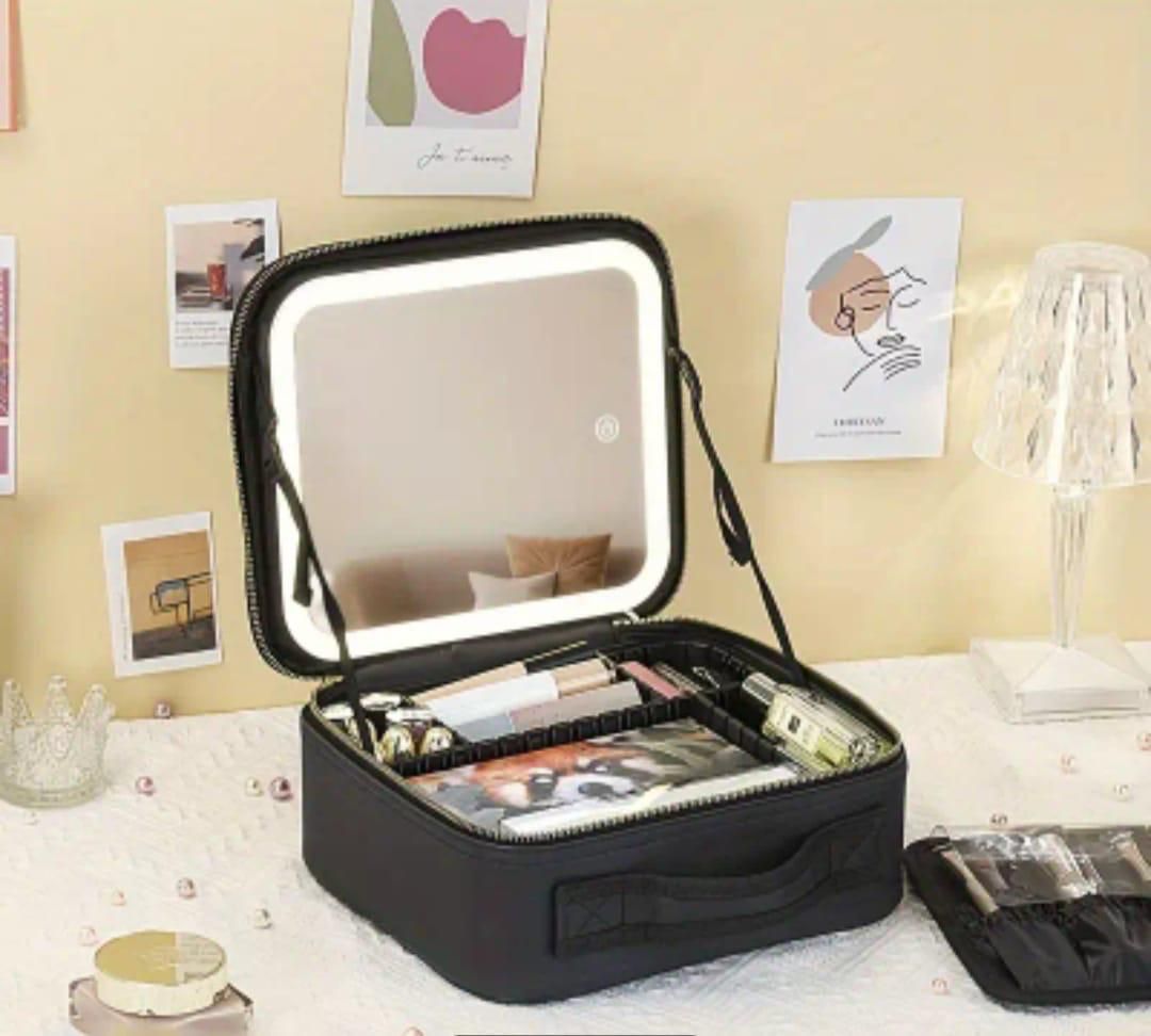 COSMETIQUERA CON ESPEJO LED